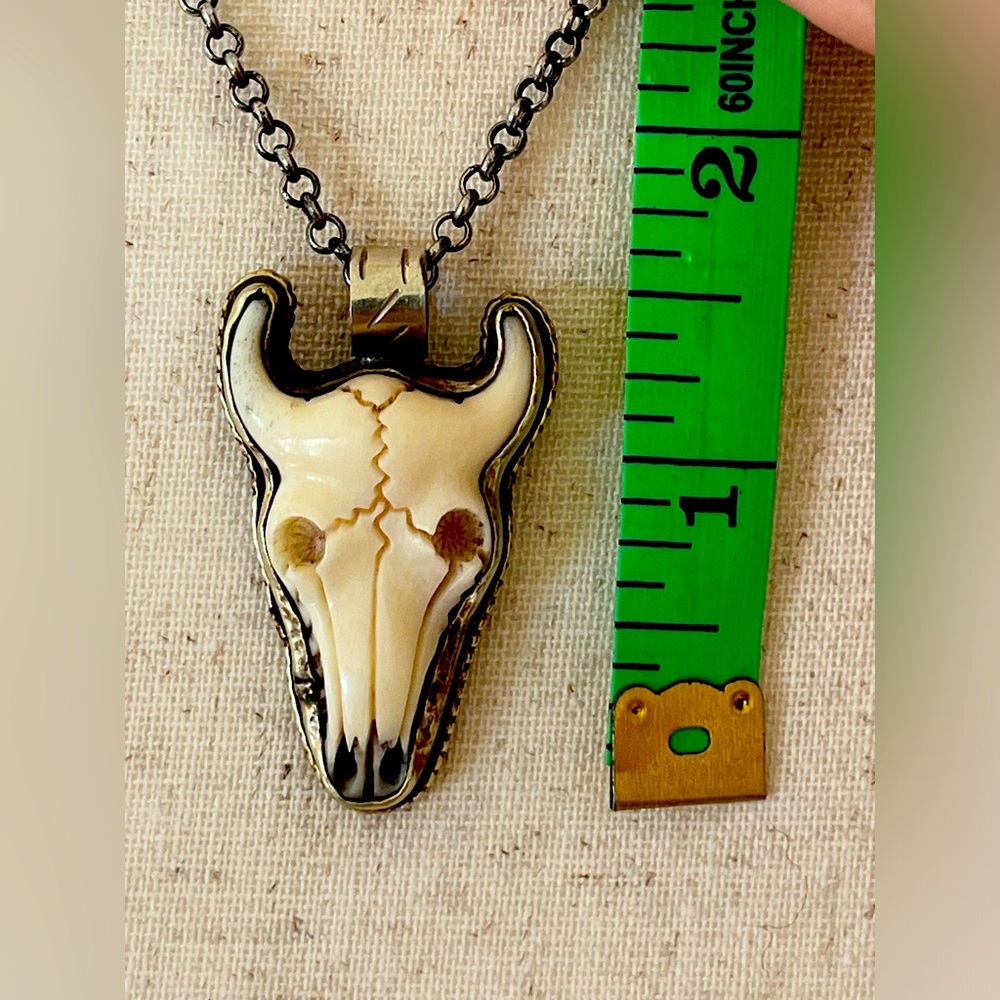 Bison Skull pendant carved bone & silver necklace hand made - Picture 7 of 9